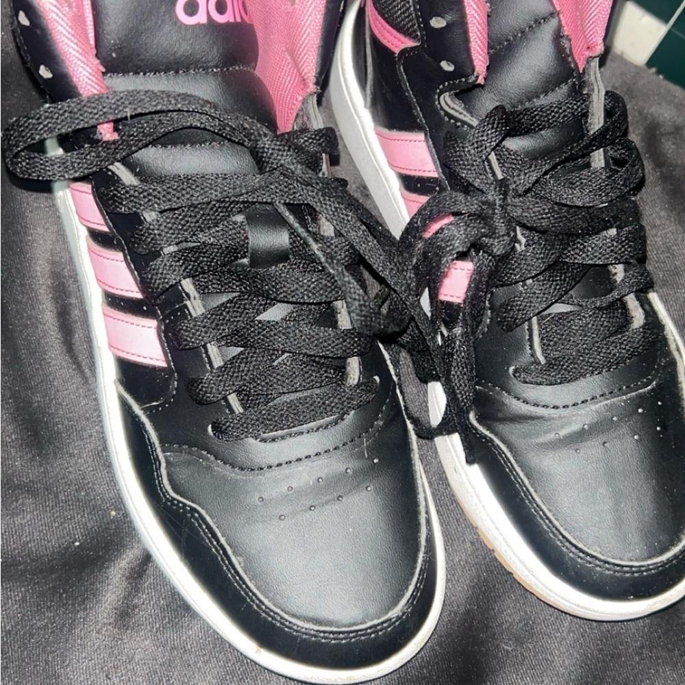 Adidas Women's Black and Pink Sneakers